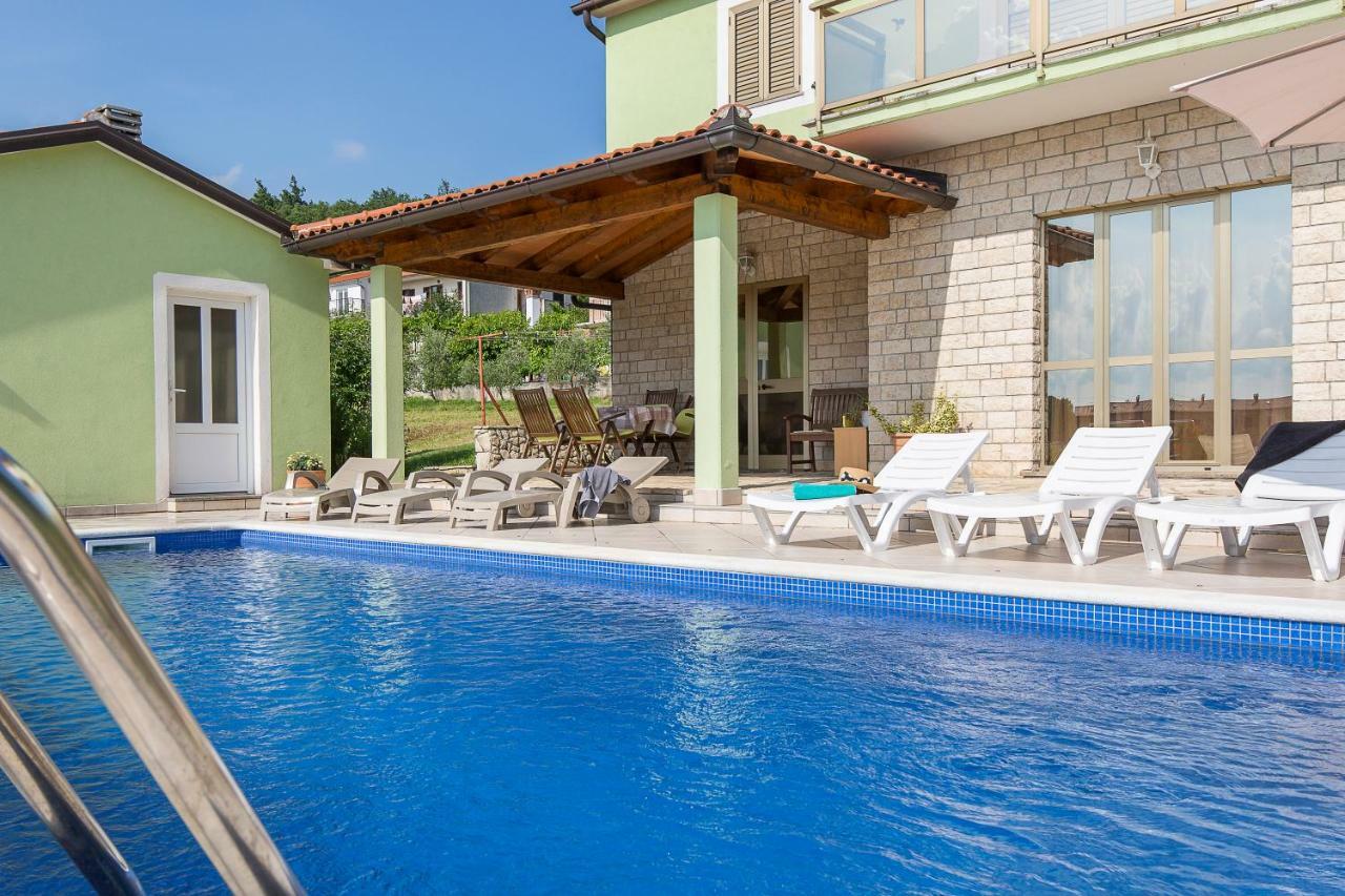 Apartments Cekada Labin  Exterior foto